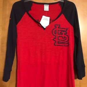 PINK by Victoria Secret STL Long sleeve T-shirt